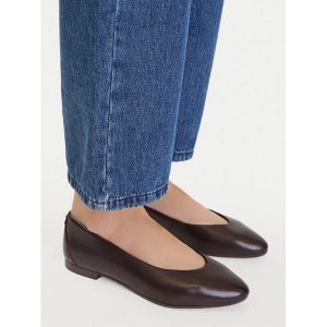 Baleriny Lasocki. Brązowe balerinki Lasocki, bez wzorów, bez obcasa, bez zapięcia. Za 149,99 zł.