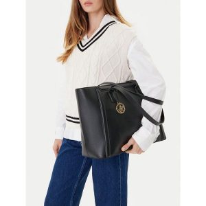 Torebka Beverly Hills Polo Club. Czarne shopper bag Beverly Hills Polo Club, bez wzorów, bez dodatków. Za 229,99 zł.