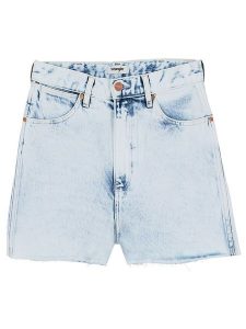 Wrangler Szorty dżinsowe w kolorze błękitnym rozmiar: W32. Niebieskie szorty Wrangler, z aplikacjami, klasyczne, z podwyższonym stanem. Za 144,92 zł.
