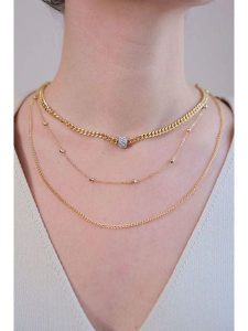 Heliophilia Naszyjnik z elementami ozdobnymi - dł. 45 cm rozmiar: onesize. Naszyjniki Heliophilia, z cyrkonią, metalowe. Za 39,99 zł.