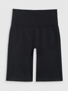 4F Szorty sportowe w kolorze czarnym rozmiar: XS/S. Czarne spodenki sportowe 4f, s, bez wzorów, z materiału, outdoorowe. Za 53,41 zł.