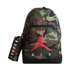 Plecak szkolny Air Jordan School Pencil Case Backpack Camo + Piórnik. Szare plecaki Jordan. Za 259,00 zł.