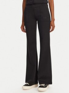 Juicy Couture Spodnie dresowe Active JCSML125403 Czarny Flared Leg. Czarne spodnie dresowe Juicy Couture, xs, bez wzorów, z dresówki. Za 219,99 zł.