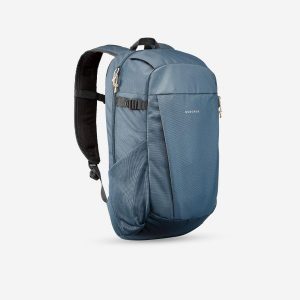 Plecak turystyczny Quechua Arpenaz NH100 20 litrów. Czarne plecaki QUECHUA. Za 39,99 zł.