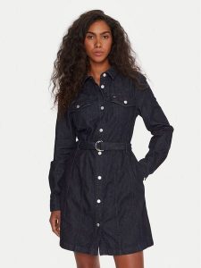 Tommy Jeans Sukienka jeansowa DW0DW21649 Granatowy Regular Fit. Niebieskie kombinezony Tommy Jeans, xl, bez wzorów, z bawełny, bez kołnierzyka, bez ramiączek. Za 319,99 zł.