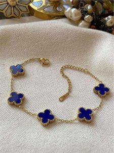 Luseera Bransoletka z elementami ozdobnymi rozmiar: onesize. Żółte bransoletki Luseera, ze stali. Za 43,99 zł.