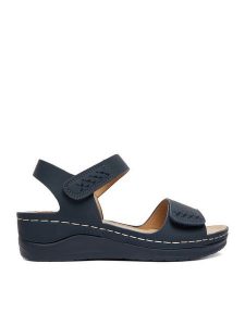 Go Soft Sandały CEO-W23206 Granatowy. Niebieskie sandały Go Soft, bez wzorów, ze skóry, bez obcasa, na koturnie, bez zapięcia. Za 119,99 zł.