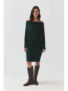 TATUUM Sukienka dzianinowa w kolorze ciemnozielonym rozmiar: M. Zielone sukienki Tatuum, m, bez wzorów, z dzianiny, bez kołnierzyka, bez ramiączek, midi. Za 218,05 zł.