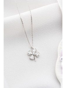 Lodie Silver Srebrny naszyjnik z zawieszką - dł. 42 cm rozmiar: onesize. Szare naszyjniki Lodie Silver, z cyrkonią, srebrne. Za 102,95 zł.