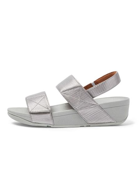 Fitflop Sandały w kolorze srebrnym na koturnie rozmiar: 38. Szare sandały FitFlop, bez wzorów, z otwartym noskiem, bez obcasa, na koturnie, bez zapięcia. Za 250,45 zł.