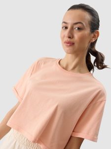 4F T-shirt crop top z nadrukiem damski - koralowy L. Czerwone t-shirty 4f, l, bez wzorów, z bawełny, sportowe, bez kołnierzyka, bez ramiączek. W wyprzedaży za 39,99 zł.