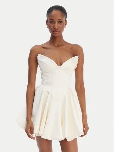 Bardot Sukienka koktajlowa Avella 60137DB Écru Slim Fit. Białe sukienki Bardot, bez wzorów, z syntetyku, wizytowe, bez kołnierzyka, bez ramiączek. Za 659,99 zł.