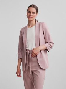 Pieces Marynarka 17090996 Różowy Regular Fit. Czerwone marynarki i żakiety Pieces, m, bez wzorów, z syntetyku. Za 119,99 zł.