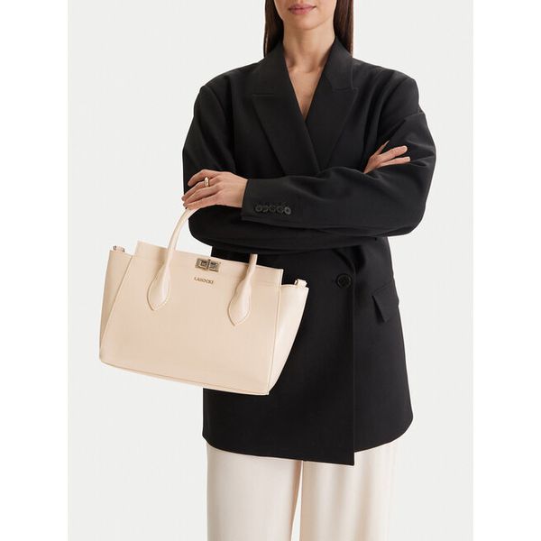 Torebka Lasocki. Brązowe kuferki Lasocki, bez wzorów, bez dodatków. Za 169,99 zł.