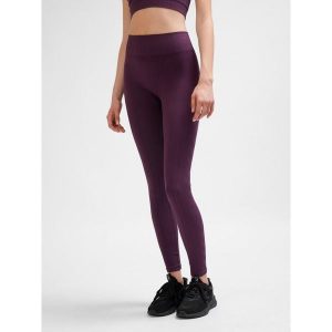 Damskie legginsy bezszwowe Hummel MT Define Scrunch. Czerwone legginsy Hummel, bez wzorów. W wyprzedaży za 179,00 zł.