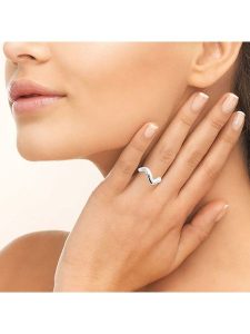 L'atelier précieux Srebrny pierścionek rozmiar: 56. Szare pierścionki l'Atelier precieux, srebrne. Za 78,99 zł.