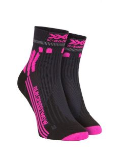 Skarpety biegowe damskie X-Socks Run Speed Two 4.0. Czerwone skarpetki X-Socks, bez wzorów, z materiału. Za 65,00 zł.