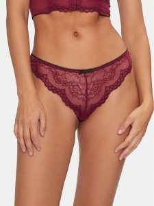 Gossard Stringi Superboost 7716 Fioletowy. Fioletowe stringi Gossard, bez wzorów, z syntetyku. Za 69,99 zł.