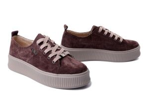 FILIPPO DP6122/26 D BR ciemny brązowy, półbuty damskie. Brązowe półbuty Filippo, bez wzorów, ze skóry, bez obcasa, bez zapięcia. Za 169,92 zł.