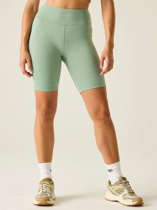 Dare 2b Szorty funkcyjne "Upbeat" w kolorze miętowym rozmiar: 40. Zielone spodenki sportowe Dare 2b, bez wzorów, z materiału, outdoorowe. Za 91,99 zł.