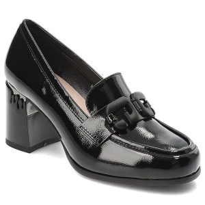 Czarne Półbuty S.Barski Eleganckie Lakierowane Obuwie Damskie. Czarne półbuty S.BARSKI, bez wzorów, z lakierowanej skóry, bez obcasa, na obcasie, bez zapięcia. Za 254,99 zł.