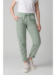 Alife and kickin Spodnie dresowe "Ginette" w kolorze miętowym rozmiar: XXL. Zielone spodnie dresowe Alife and Kickin, xxl, bez wzorów, z dresówki. Za 82,99 zł.