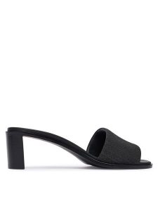 Calvin Klein Klapki Block Heel Sandal Aop HW0HW03016 Czarny. Czarne klapki Calvin Klein, bez wzorów, z materiału, bez obcasa. Za 301,99 zł.