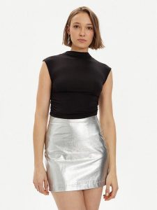 Gina Tricot Top 20883 Czarny Slim Fit. Czarne topy Gina Tricot, xl, bez wzorów, z wiskozy, bez kołnierzyka, bez ramiączek. Za 79,99 zł.