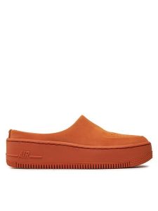 Nike Klapki W AF1 Lover Xx AO1523 800 Pomarańczowy. Brązowe klapki Nike, bez wzorów, z nubiku, bez obcasa. Za 409,99 zł.