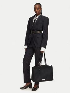 KARL LAGERFELD Torebka B2W30057 Czarny. Czarne torebki klasyczne KARL LAGERFELD, bez wzorów, ze skóry, bez dodatków. Za 668,99 zł.