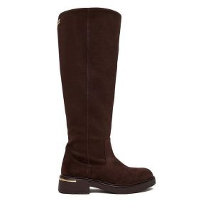 Kozaki Nine West. Brązowe kozaki Nine West, bez wzorów, bez obcasa, na płaskiej podeszwie, bez zapięcia. Za 299,99 zł.