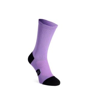 Skarpety rowerowe Fox 8 Ranger Sock. Czerwone skarpetki FOX, bez wzorów. Za 78,99 zł.
