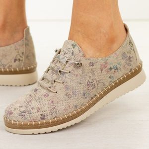 Multi skórzane półbuty damskie Filippo Dp7542/26. Półbuty Filippo, na lato, bez wzorów, z jeansu, bez obcasa, bez zapięcia. Za 239,00 zł.