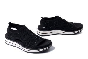 RIEKER REMONTE D1J55-00 black, sandały damskie. Czarne sandały Rieker Remonte, bez wzorów, bez obcasa, na koturnie, bez zapięcia. Za 244,93 zł.
