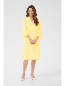 Kaffe Sukienka w kolorze jasnożółtym rozmiar: 34. Żółte sukienki Kaffe, na co dzień, bez wzorów, z wiskozy, bez kołnierzyka, bez ramiączek, midi, proste. Za 126,99 zł.