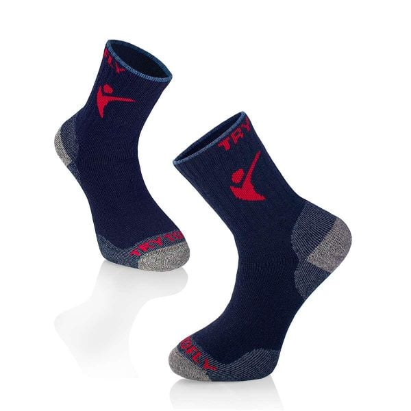 Ciemnoniebieskie grube skarpety turystyczne z wełny merynosów. Niebieskie skarpetki TRY TO FLY, bez wzorów, z wełny. W wyprzedaży za 99,79 zł.