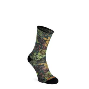 Skarpety rowerowe Smartwool Bike Zero Cushion Aloha Forest Print Crew Socks. Czarne skarpetki Smartwool, bez wzorów. Za 92,99 zł.