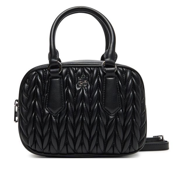 Torebka HUGO. Czarne torebki klasyczne Hugo, bez wzorów, bez dodatków. Za 419,99 zł.