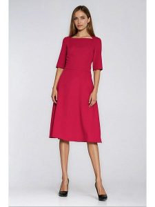 Nife Sukienka w kolorze czerwonym rozmiar: 38. Czerwone sukienki Nife, bez wzorów, bez kołnierzyka, bez ramiączek, midi, rozkloszowane. Za 181,33 zł.