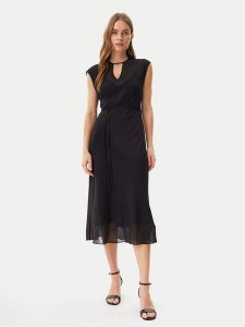 Calvin Klein Sukienka koktajlowa K20K208366 Czarny Regular Fit. Czarne kombinezony Calvin Klein, bez wzorów, z syntetyku, wizytowe, bez kołnierzyka, bez ramiączek. Za 489,99 zł.