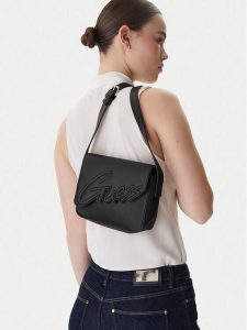 Guess Torebka J3YZ32 WG730 Czarny. Czarne listonoszki Guess, z aplikacjami, ze skóry, bez dodatków. Za 241,99 zł.