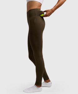 Legginsy sportowe damskie. Zielone legginsy NORDICDOTS, bez wzorów, z materiału. Za 365,00 zł.