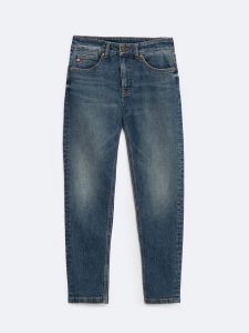 Jeansy damskie ciemnoniebieskie Maggie 494. Niebieskie jeansy Big Star, bez wzorów, z bawełny. W wyprzedaży za 249,99 zł.