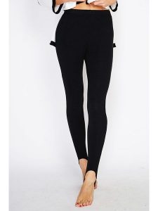 ASSUILI Legginsy w kolorze czarnym rozmiar: 40. Czarne legginsy Assuili, bez wzorów, z jedwabiu, z standardowym stanem. Za 113,90 zł.