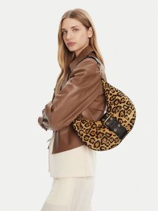 Marciano Guess Torebka 5YGZ07 7367A Brązowy. Brązowe torebki klasyczne Marciano Guess, z aplikacjami, ze skóry, bez dodatków. Za 649,99 zł.