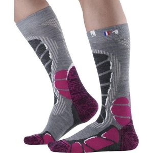 Skarpetki Monnet Jarrette Extra Light. Czerwone skarpetki MONNET, bez wzorów. Za 139,00 zł.