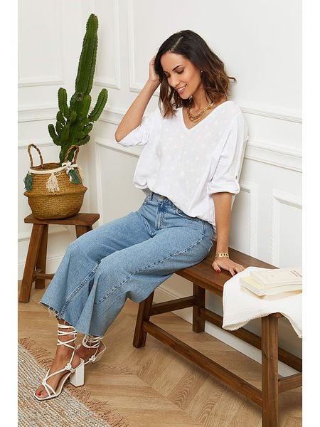 Le Monde du Lin Lniana bluzka w kolorze białym rozmiar: 40/42. Białe bluzki Le Monde du Lin, bez wzorów, ze lnu, klasyczne, bez kołnierzyka, bez ramiączek. Za 105,14 zł.