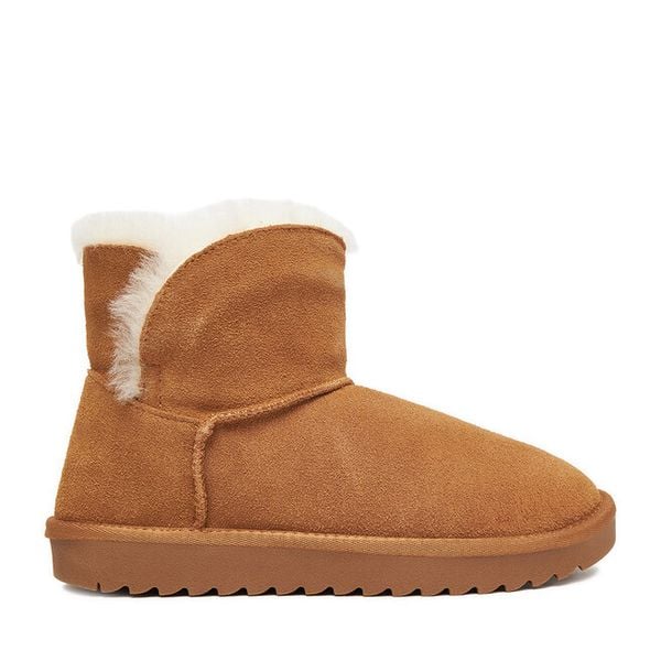 Śniegowce DeeZee. Brązowe buty zimowe DeeZee, bez obcasa, bez zapięcia. Za 229,99 zł.