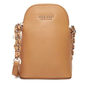 Torebka Nine West. Brązowe listonoszki Nine West, bez wzorów, bez dodatków. Za 129,99 zł.