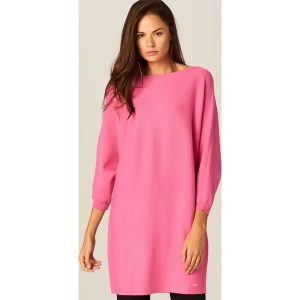 Długi sweter oversize - Różowy. Swetry oversize marki Mohito. W wyprzedaży za 39,99 zł.
